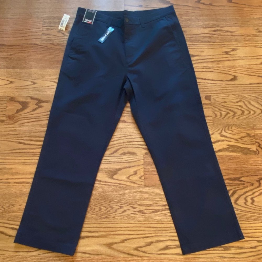 NWT Roundtree & Yorke Men's Classic Fit Chino Pants Size 36x30